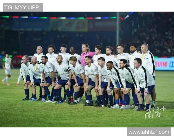 女人巡游与利兹联的精彩对决展现足球魅力与女性力量的完美结合 女人巡游与利兹联的精彩对决展现足球魅力与女性力量的完美结合