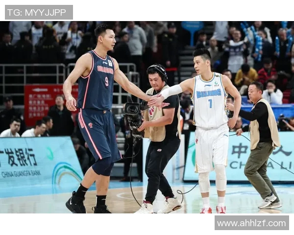 不来切与易建联的巅峰对决谁将成为篮球场上的传奇巨星