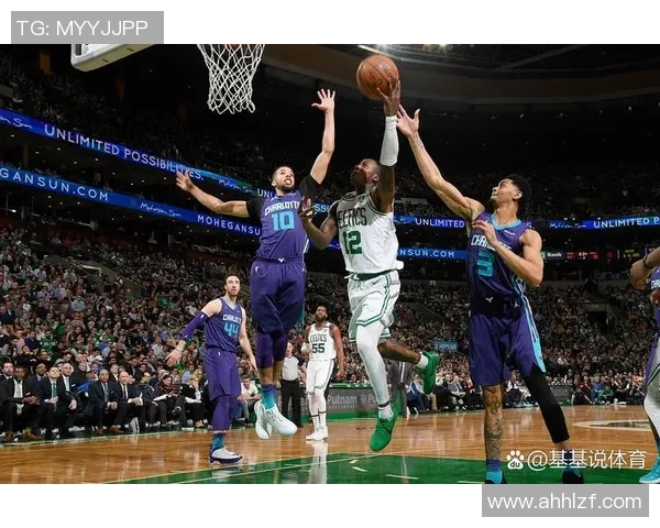 尼克斯与国王激战正酣比分悬念不断引人关注