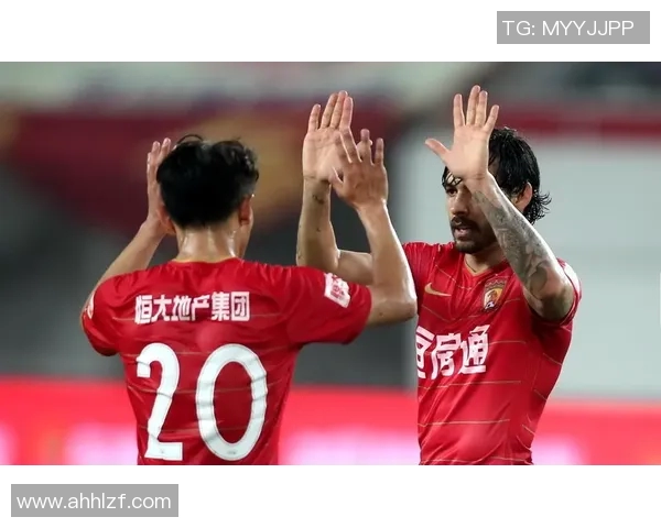 恒大与富力精彩对决集锦回顾赛场瞬间尽显足球魅力与激情