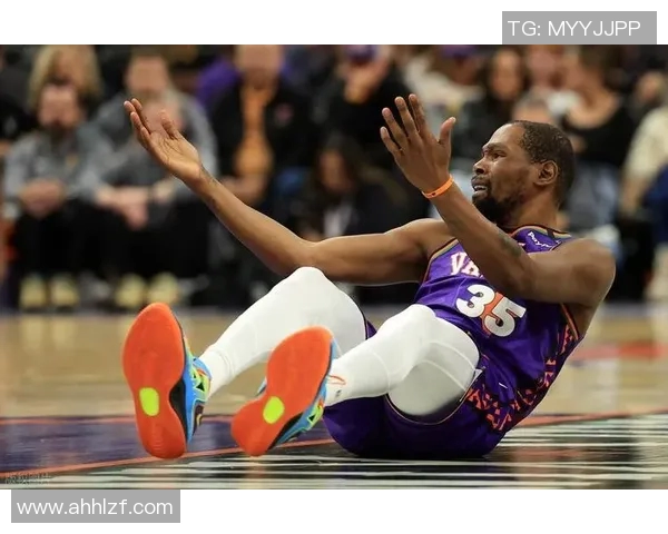 杜兰特与诺维斯基的传奇对决：两位巨星的巅峰时刻与篮球智慧碰撞