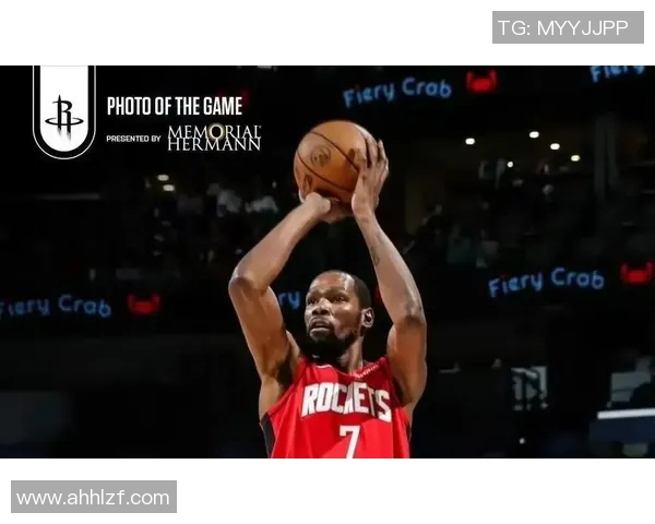 火箭队与快船队激战正酣精彩直播中不容错过的篮球盛宴 火箭队与快船队激战正酣精彩直播中不容错过的篮球盛宴