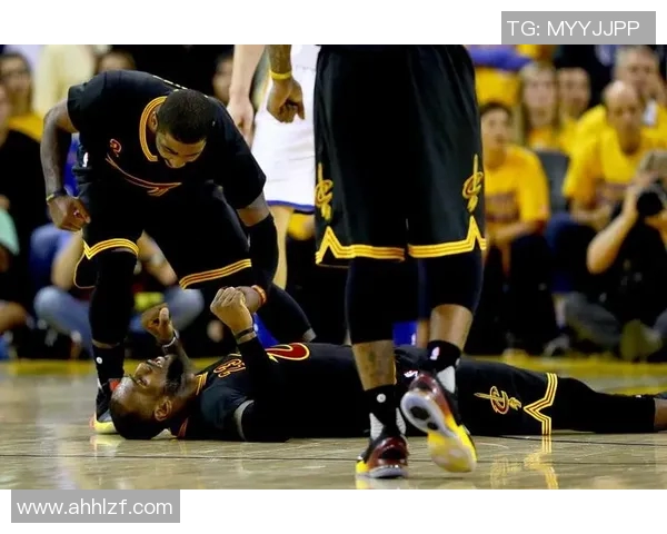 2016年NBA总决赛骑士对战勇士精彩英语解说回顾与分析