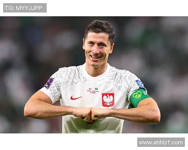 莱万回归老东家首秀遭拜仁球迷嘘声四起引发热议